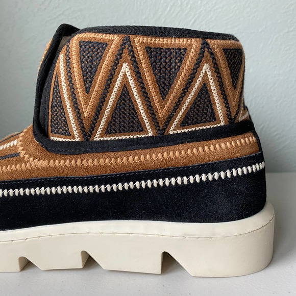 NEW Bernardo Drea Embroidered Bootie Black Brown Tobacco Suede Women's Size 7.5 - Picture 6 of 13